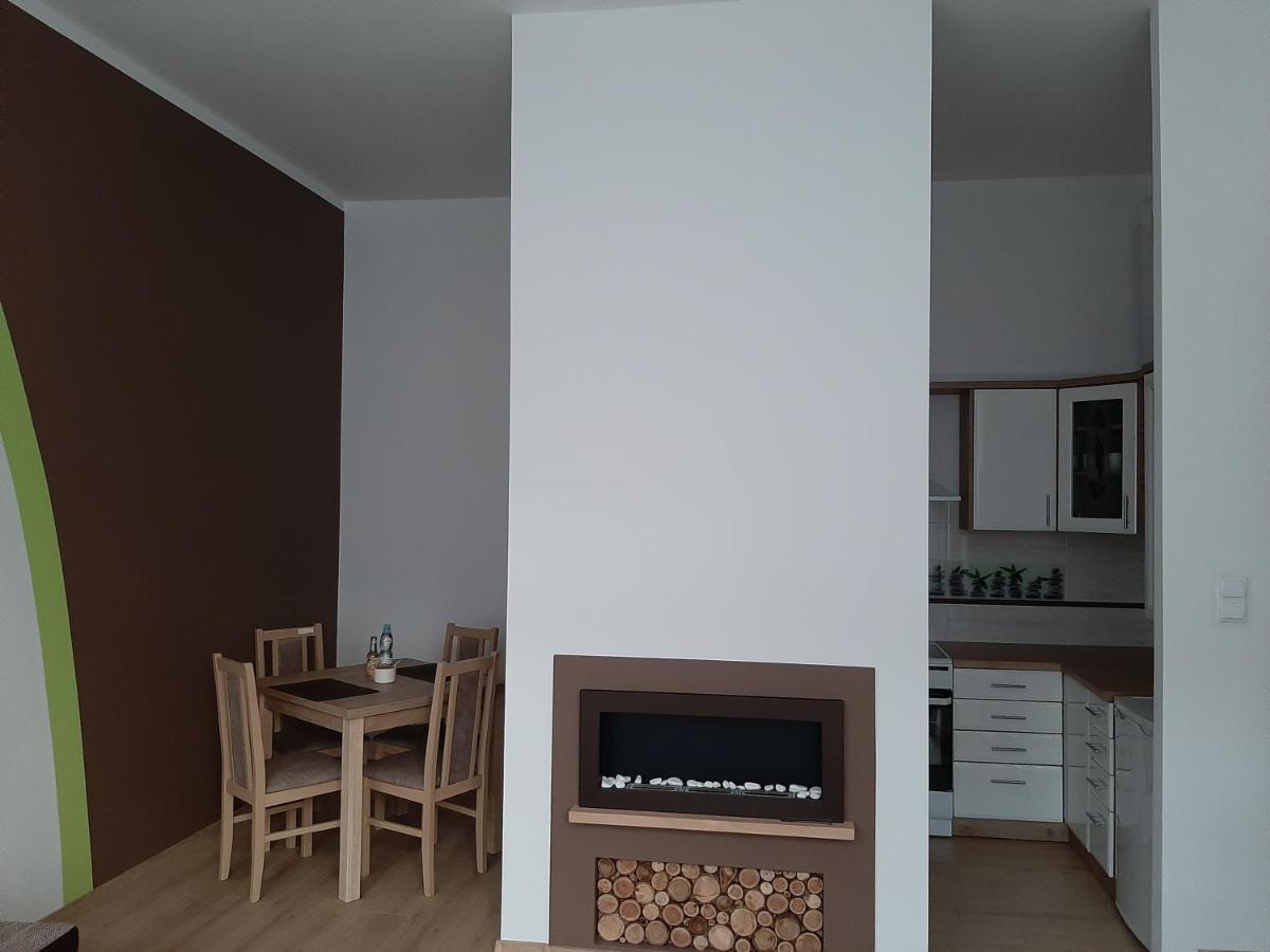 Nad Jeziorem Apartment Olecko